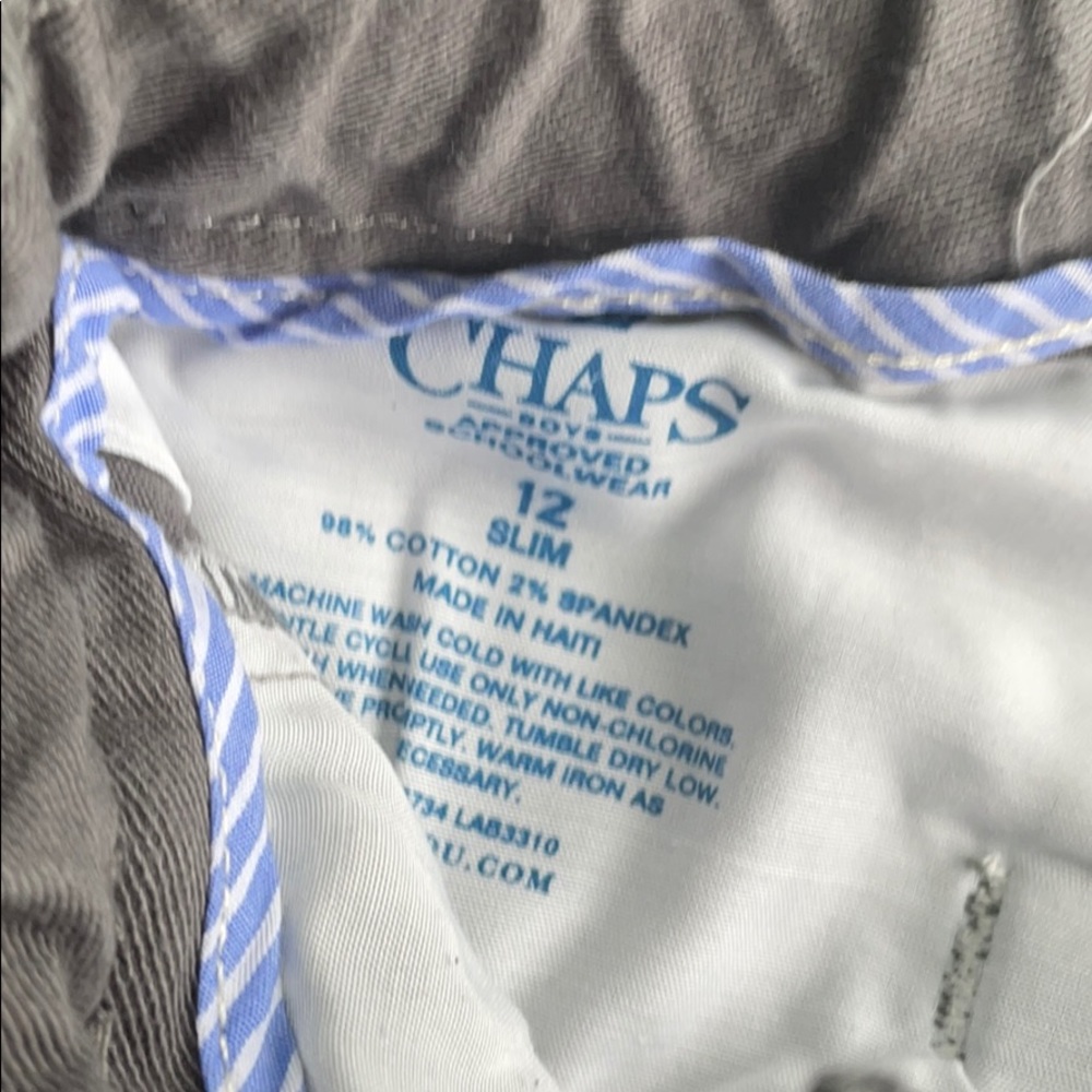 3 pairs of straight Leg Pants. - Picture 2 of 4